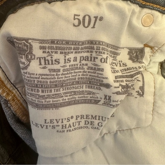 Levi 501 Button Fly Jean Shorts Size 27 - Picture 5 of 9